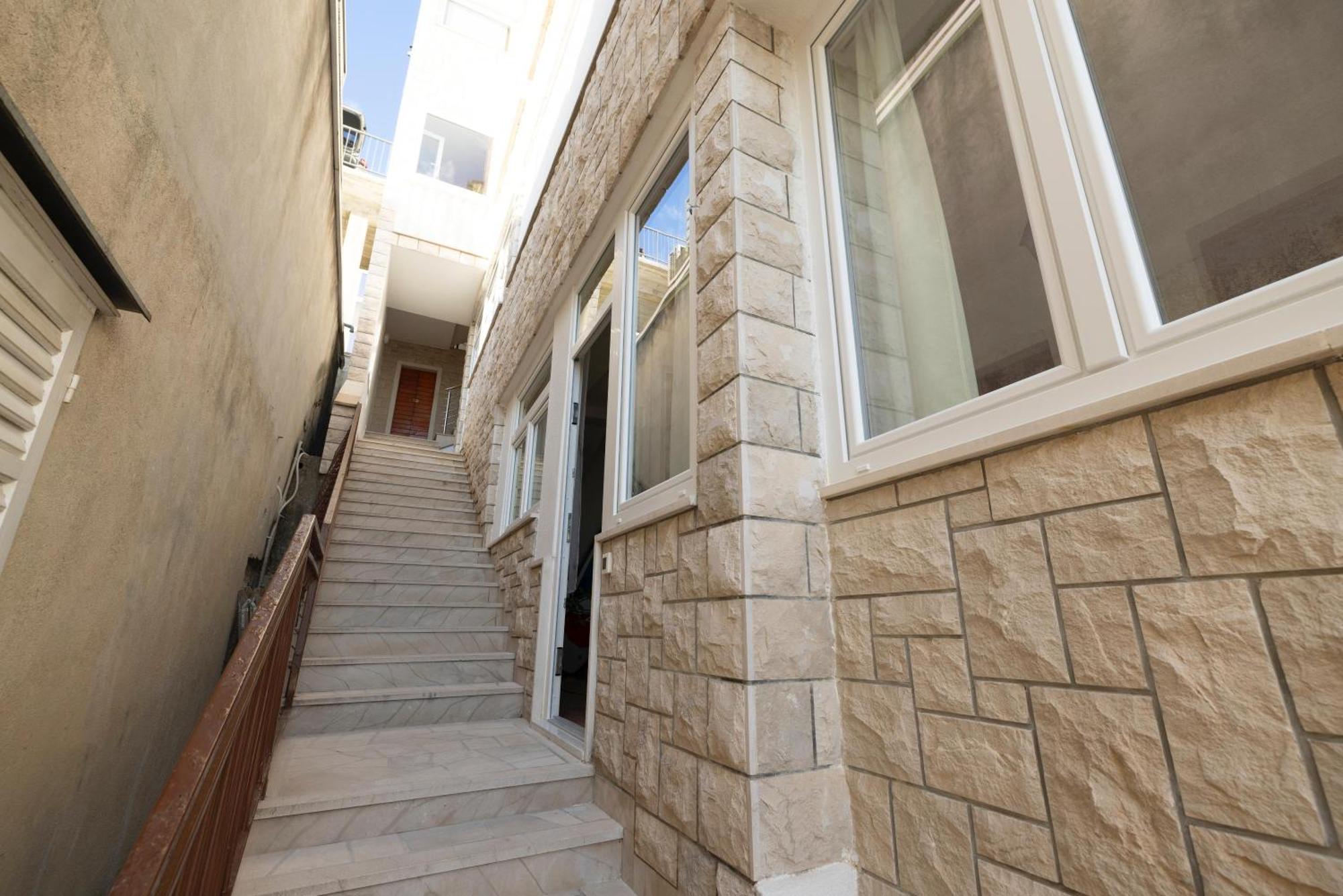 Apartments Niki Brela Exterior foto